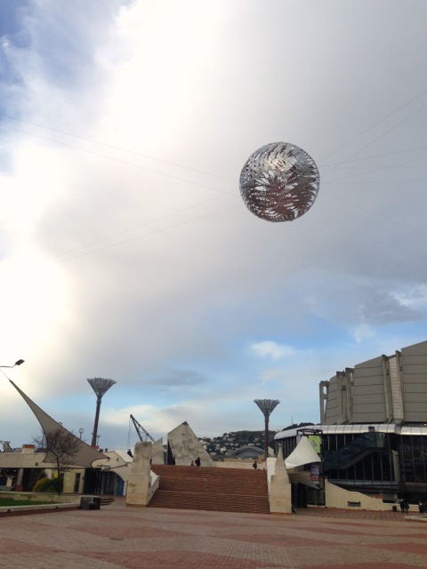 wellington silver fern sculpture