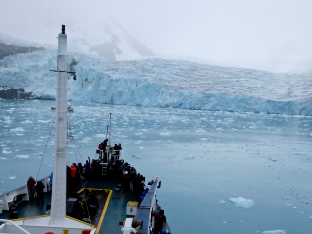 Risting glacier at the top of the Drygalski Fjord