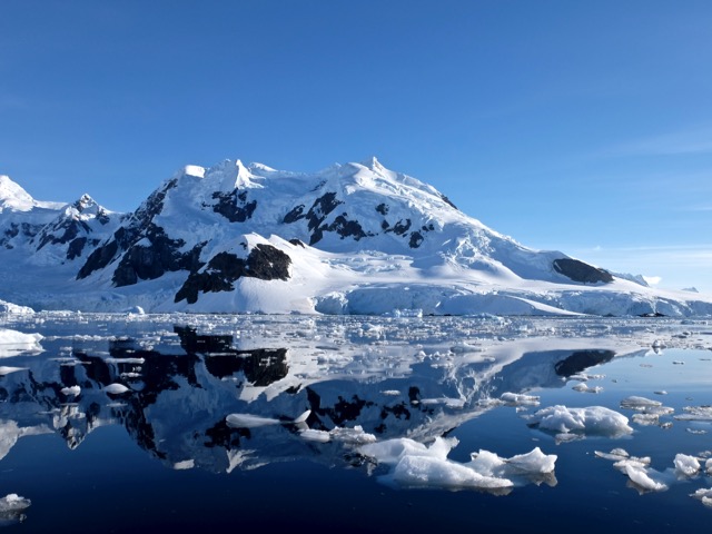 snowscapes, reflections and icebergs at Paradise Harbour